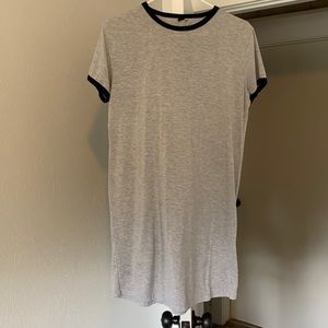 grey t-shirt dress